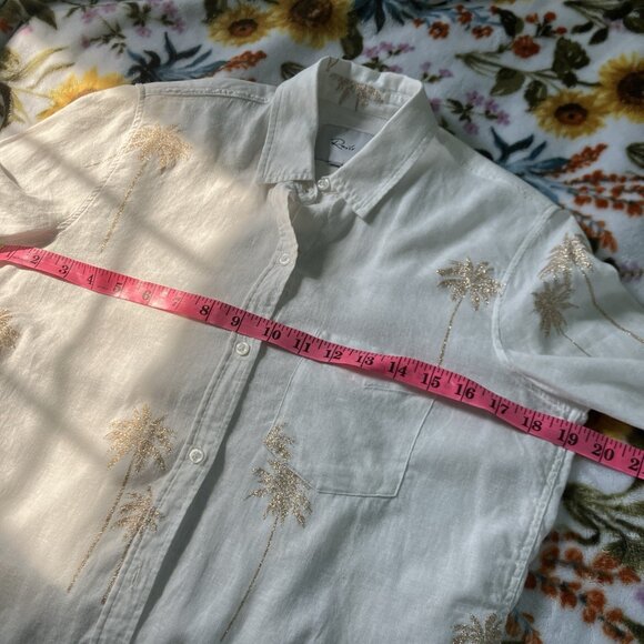 Rails White Long Sleeve Dress Shirt with Buttoned Design - Picture 6 of 7